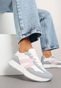 Renee - Niebiesko-Białe Sneakersy na Płaskiej Podeszwie z Geometryczną Wstawką w Panterkę Sewla. Okazja: na co dzień. Kolor: niebieski. Materiał: jeans. Wzór: motyw zwierzęcy, geometria. Obcas: na płaskiej podeszwie #4