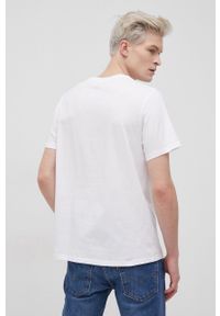Levi's® - Levi's T-shirt bawełniany kolor biały gładki. Okazja: na spotkanie biznesowe, na co dzień. Kolor: biały. Materiał: bawełna. Wzór: gładki. Styl: biznesowy, casual #5
