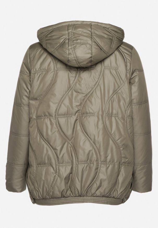 Born2be - Zielona Pikowana Kurtka z Odpinanym Kapturem i Kieszeniami Vilbia. Okazja: na co dzień, na spacer. Kolekcja: plus size. Kolor: zielony. Materiał: poliester, jeans. Styl: sportowy, elegancki, casual