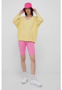Vero Moda sweter damski kolor żółty lekki. Kolor: żółty. Materiał: poliester, dzianina #5