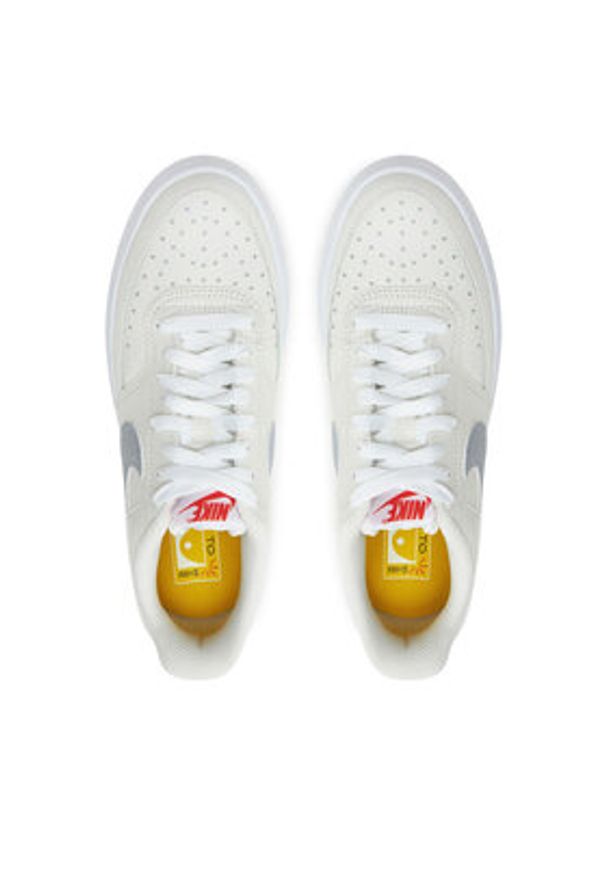 Nike Sneakersy Court Vision Alta DV2176 001 Écru. Materiał: skóra. Model: Nike Court