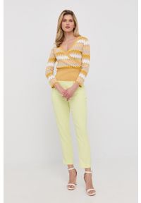 Morgan sweter damski kolor żółty lekki. Kolor: żółty. Materiał: materiał, dzianina. Długość rękawa: długi rękaw. Długość: długie #4