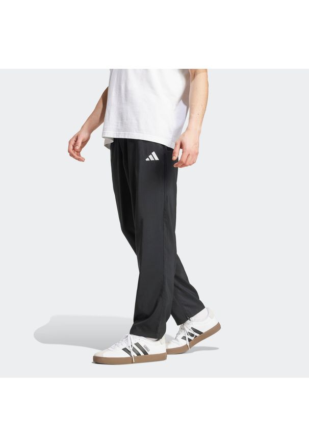 Adidas - Spodnie dresowe męskie ADIDAS. Kolor: czarny. Materiał: dresówka. Sport: bieganie, fitness