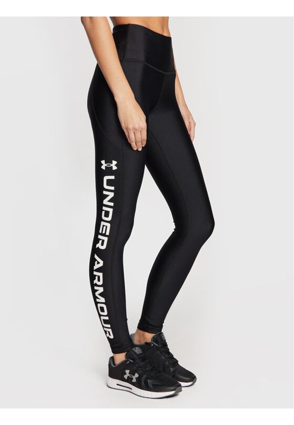 Under Armour Legginsy HeatGear® 1376327 Czarny Slim Fit. Kolor: czarny. Materiał: syntetyk