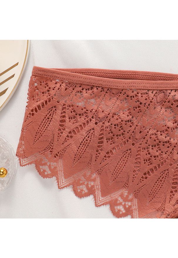 Intica - Figi koronkowe z ozdobnymi paseczkami na specjalne okazje Pansie. Kolor: żółty. Materiał: koronka. Wzór: koronka