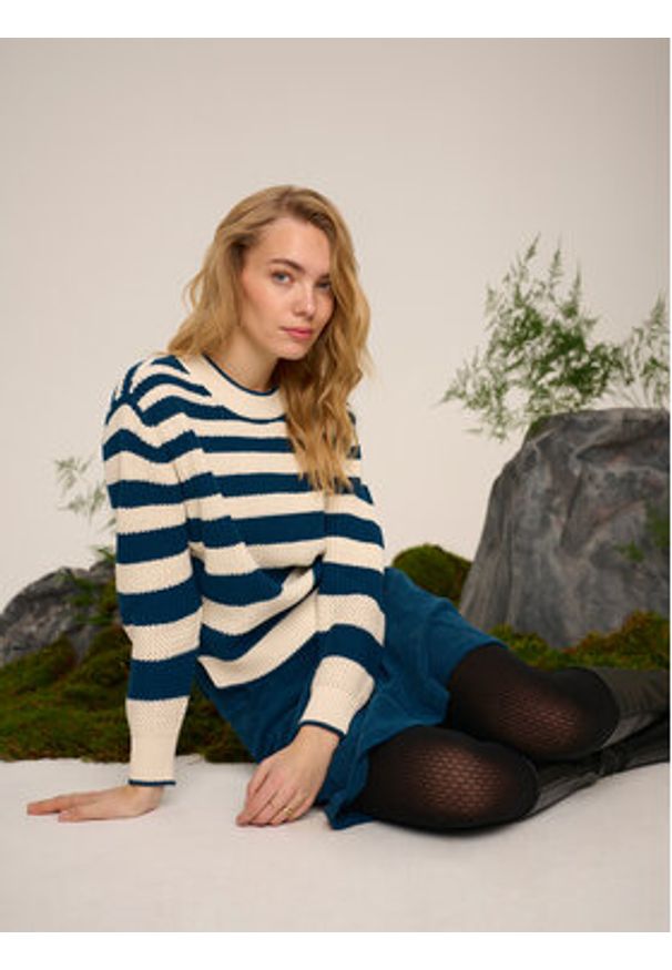 Cream Sweter Crmuka Knitted 10611880 Niebieski Straight Fit. Kolor: niebieski. Materiał: bawełna