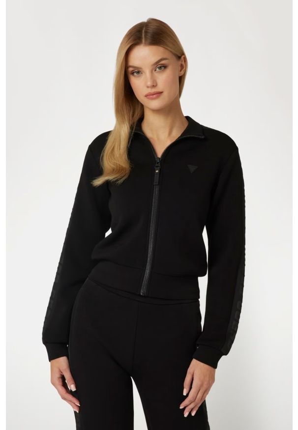 Guess - GUESS Czarna bluza damska z lampasami New Allie Scuba. Kolor: czarny. Materiał: materiał