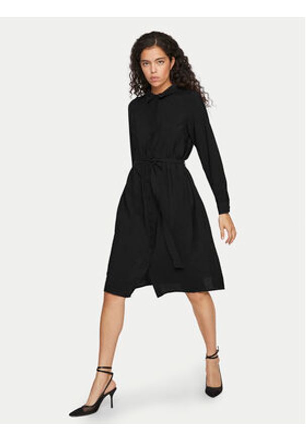 Vila Sukienka koszulowa Domira 14095932 Czarny Regular Fit. Kolor: czarny. Materiał: wiskoza. Typ sukienki: koszulowe