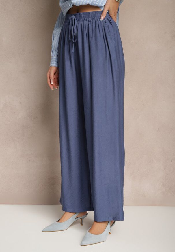 Renee - Granatowe Spodnie o Szerokim Kroju High Waist z Wiązaniem Fenalin. Okazja: na co dzień, na imprezę, na spacer. Stan: podwyższony. Kolor: niebieski. Styl: elegancki, casual