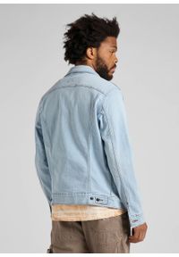 Lee - LEE RIDER JACKET MĘSKA KURTKA JEANSOWA LIGHT ALTON L89ZOWJU 112145653. Materiał: jeans