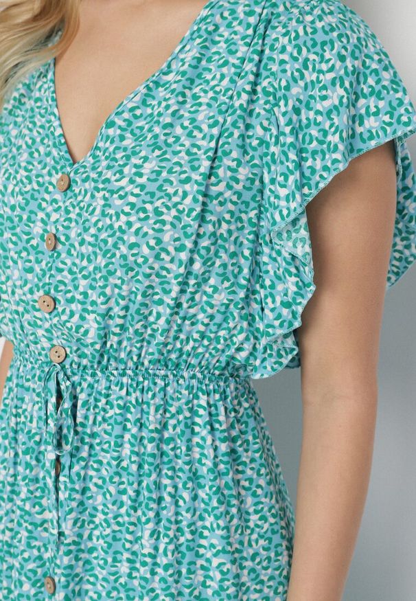 Born2be - Zielona Bawełniana Sukienka Rozkloszowana w Cętki z Ozdobnymi Guzikami Alulune. Okazja: na co dzień. Typ kołnierza: dekolt w kształcie V. Kolor: zielony. Materiał: bawełna. Długość rękawa: krótki rękaw. Styl: elegancki, casual