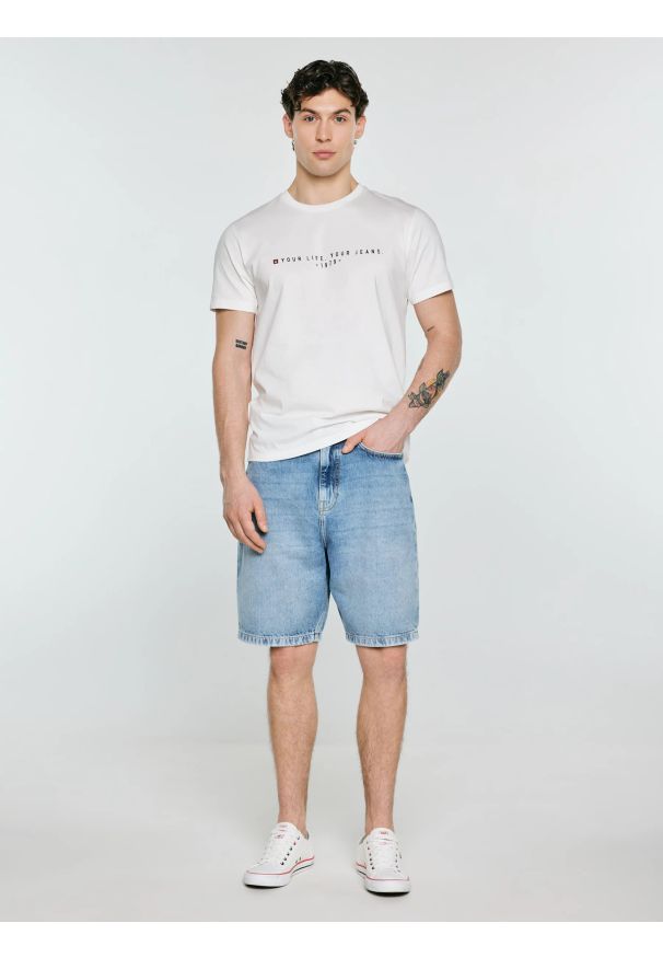 Big-Star - Szorty męskie jeansowe niebieskie Deneez 190. Okazja: na co dzień. Stan: podwyższony. Kolor: niebieski. Materiał: jeans. Styl: elegancki, casual, vintage, klasyczny
