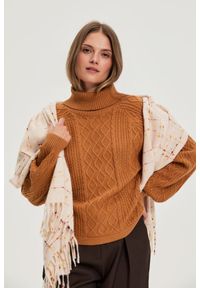 MOODO - Szal z frędzalmi różowy. Kolor: różowy. Materiał: poliester