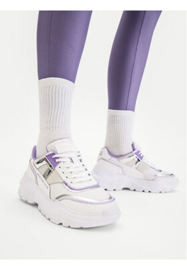 Versace Jeans Couture Sneakersy 80VA3SC4 ZSE18 V64 Biały. Kolor: biały. Materiał: skóra