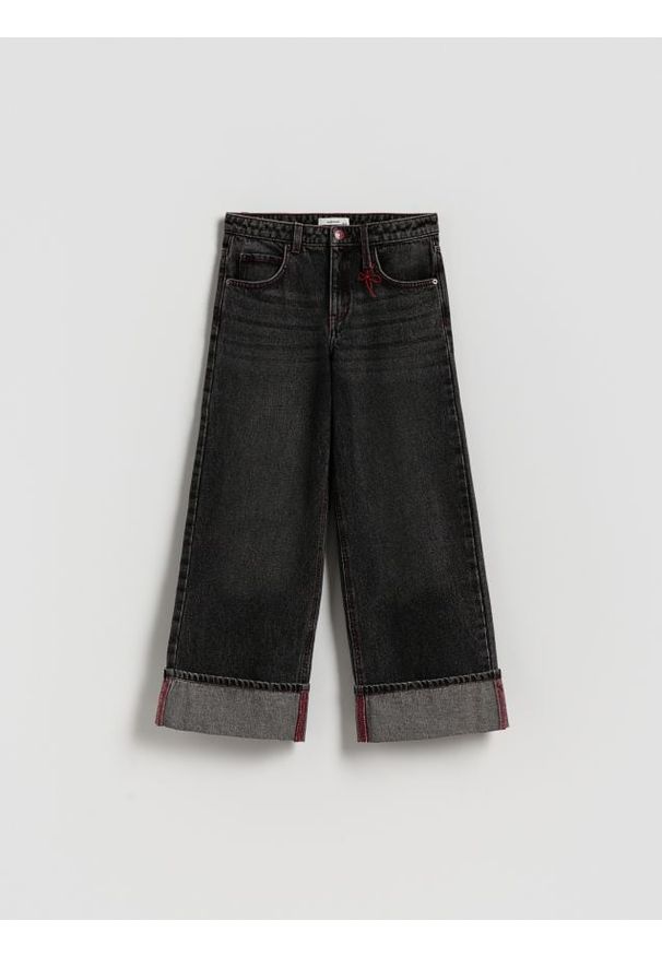 Reserved - Jeansy wide leg z podwiniętą nogawką - szary. Kolor: szary
