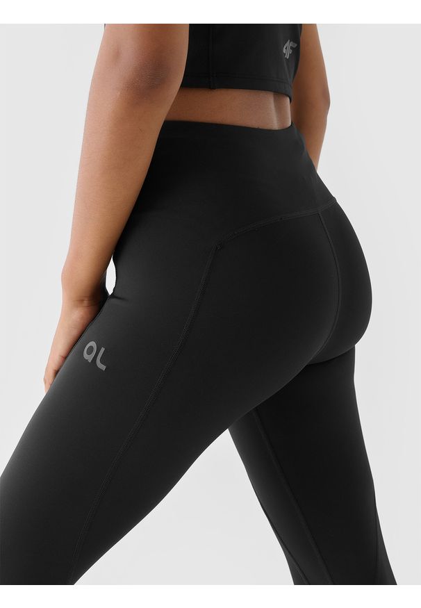4f - 4F Legginsy treningowe szybkoschnące 4F x Anna Lewandowska - czarne M. Stan: podwyższony. Kolor: czarny. Materiał: włókno, elastan, dzianina, materiał, syntetyk. Wzór: gładki, jednolity, ze splotem. Sport: fitness