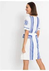 Sukienka z dżerseju z nadrukiem bonprix biel wełny - niebieski z nadrukiem. Kolor: biały. Materiał: wełna, jersey. Wzór: nadruk #7