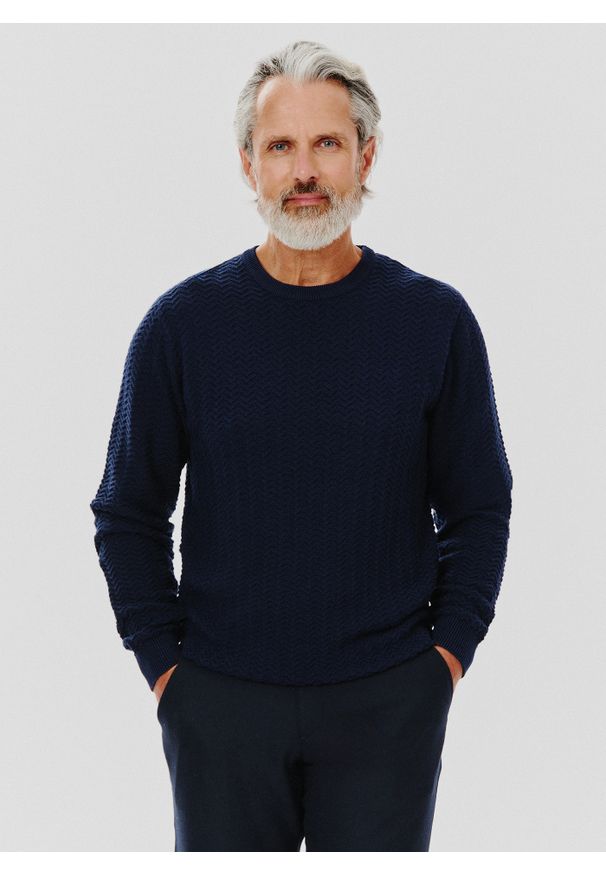 Pako Lorente - PAKO LORENTE – Męski sweter w kolorze granatowym. Kolor: czerwony, niebieski. Materiał: bawełna. Sezon: jesień