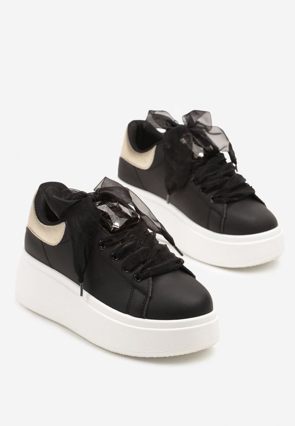 Born2be - Czarne Sneakersy z Ozdobnym Kamieniem Viverida. Kolor: czarny. Materiał: jeans. Szerokość cholewki: normalna