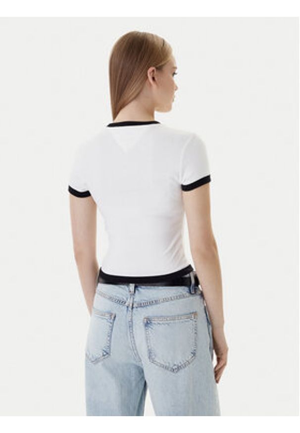 Tommy Jeans T-Shirt Badge DW0DW22575 Écru Slim Fit. Materiał: bawełna