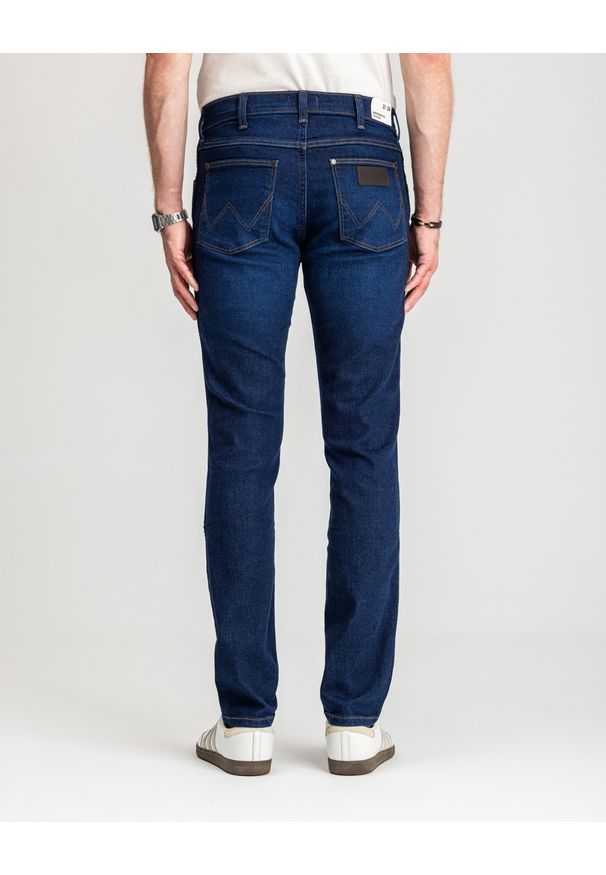 Wrangler - WRANGLER MĘSKIE SPODNIE JEANSOWE WRANGLER LARSTON NIGHT SHADE 112350845