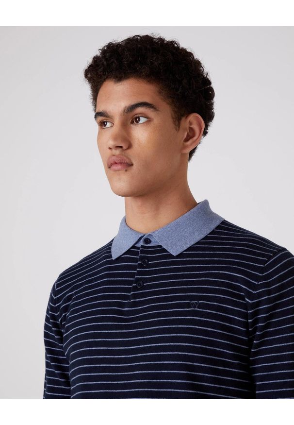 Wrangler - MĘSKIE POLO WRANGLER POLO KNIT ECLIPSE W8B32PX7M 112132386. Typ kołnierza: polo
