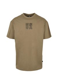 Koszulka Urban Classics chinese symbol-Duże rozmiary. Kolor: czarny, wielokolorowy, zielony. Wzór: nadruk #1