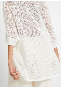 bonprix - Długi kardigan w ażurowy wzór. Kolor: biały. Długość rękawa: krótki rękaw. Długość: długie. Wzór: ażurowy #3