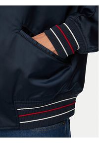 Tommy Jeans Kurtka bomber Tjm Souvenir DM0DM23220 Granatowy Regular Fit. Kolor: niebieski. Materiał: syntetyk #4