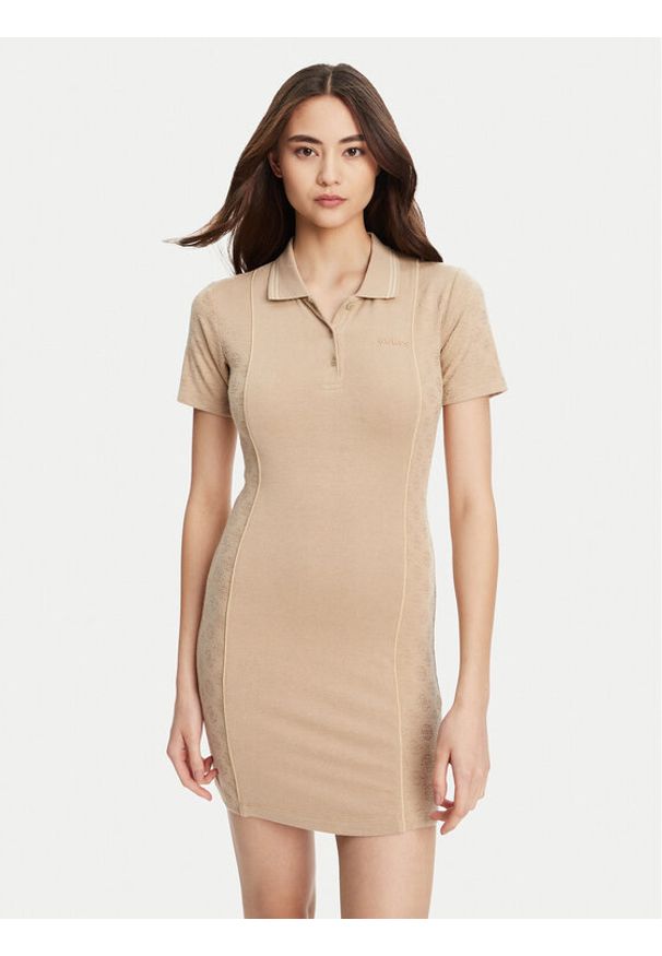 Guess Sukienka dzianinowa V5YK00 KCX12 Beżowy Regular Fit. Kolor: beżowy. Materiał: wiskoza