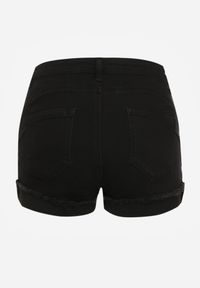 Renee - Czarne Szorty Denimowe High Waist z Efektem Push-Up i Asymetrycznymi Nogawkami Zilisea. Okazja: na co dzień. Stan: podwyższony. Kolor: czarny. Materiał: materiał. Styl: casual #3