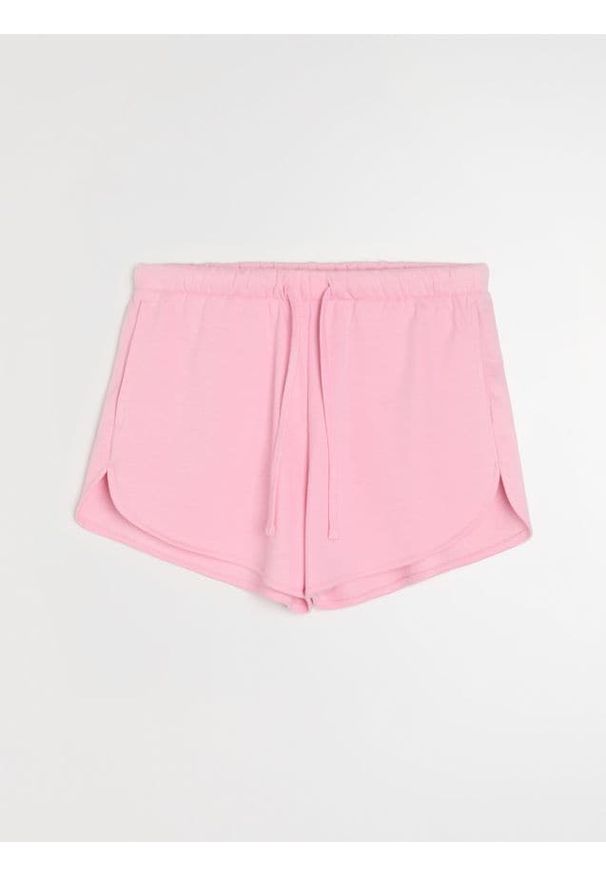 Sinsay - Dresowe szorty z kieszeniami - różowy. Kolor: różowy. Materiał: dresówka