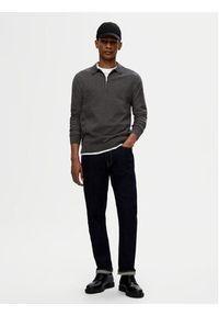 Selected Homme Sweter 16094271 Szary Regular Fit. Kolor: szary. Materiał: bawełna