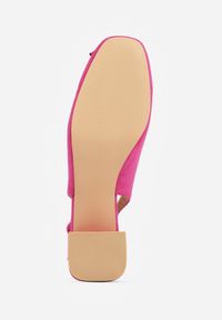 Renee - Fuksjowe Sandały Vices na Słupku Slingback ze Skórzaną Wkładką i Cyrkoniami Nimirune. Okazja: na co dzień. Zapięcie: sprzączka. Kolor: różowy. Materiał: skóra. Wzór: aplikacja. Obcas: na słupku. Styl: casual. Wysokość obcasa: średni #8