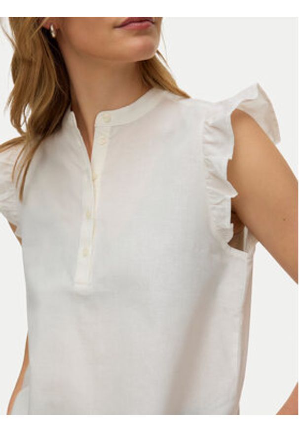 Vero Moda Bluzka Selma 10345667 Biały Regular Fit. Kolor: biały. Materiał: bawełna