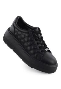 Skórzane półbuty damskie pikowane sneakersy na platformie czarne Filippo DP7285. Okazja: na co dzień. Kolor: czarny. Materiał: skóra. Obcas: na platformie. Styl: casual, sportowy