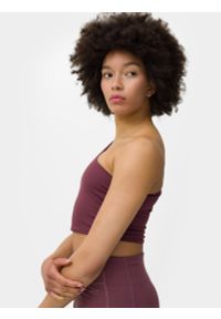 4f - Crop top slim na jedno ramię damski. Kolor: fioletowy. Materiał: dzianina, materiał, elastan. Długość rękawa: na ramiączkach #2