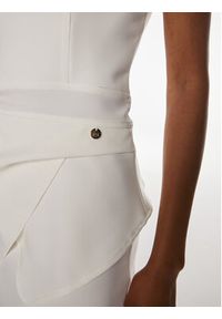 Rinascimento Sukienka koktajlowa CFC0119098003 Biały Slim Fit. Kolor: biały. Materiał: syntetyk. Styl: wizytowy
