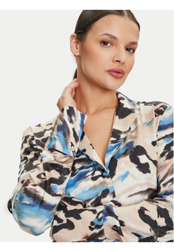 Guess Sukienka koszulowa W4YK0E WGFU2 Niebieski Regular Fit. Kolor: niebieski. Materiał: wiskoza. Typ sukienki: koszulowe