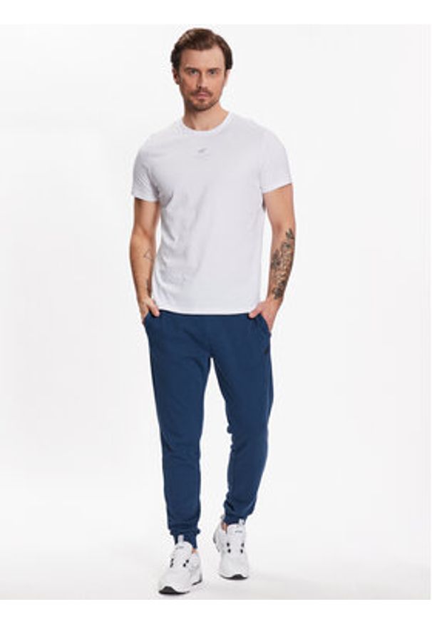 4f - 4F T-Shirt 4FSS23TTSHM363 Biały Regular Fit. Kolor: biały. Materiał: bawełna