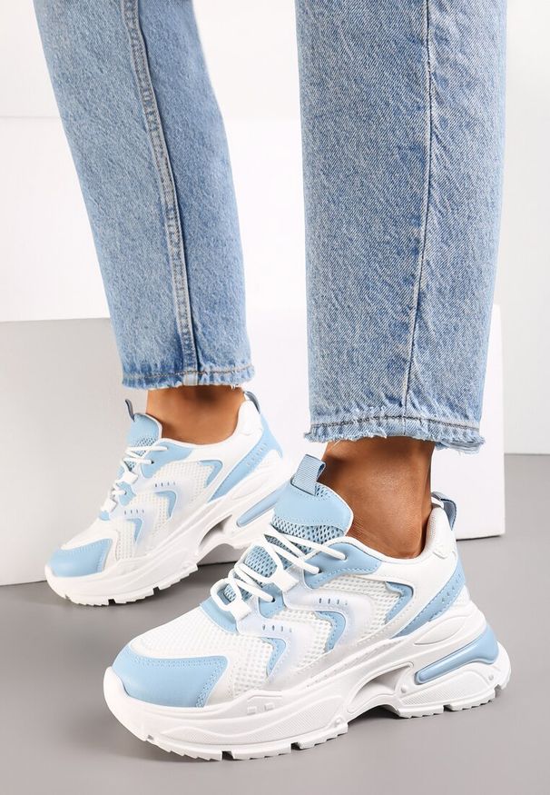 Renee - Biało-Niebieskie Sneakersy na Grubej Podeszwie z Metalicznymi Wstawkami Seta. Okazja: na co dzień. Kolor: biały