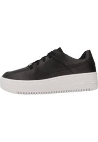 Tenisówki Nike Model Af1 Sage Low Kolor Czarny. Kolor: czarny. Materiał: tkanina, materiał, skóra, syntetyk