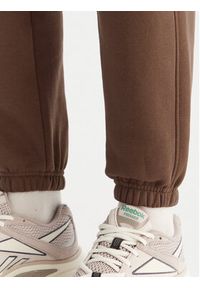 Reebok Spodnie dresowe Reebok X Ewa Chodakowska Evren RK25308CCW Brązowy Regular Fit. Kolor: brązowy. Materiał: syntetyk, bawełna #4