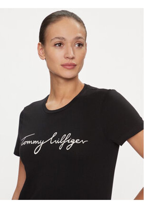 TOMMY HILFIGER - Tommy Hilfiger T-Shirt Heritage Crew Neck Graphic Tee WW0WW24967 Czarny Regular Fit. Kolor: czarny. Materiał: bawełna