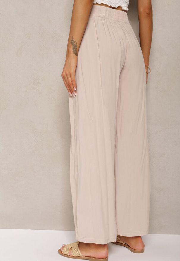 Renee - Jasnobeżowe Bawełniane Spodnie Palazzo High Waist z Gumką w Pasie Gitanea. Okazja: na co dzień. Stan: podwyższony. Kolor: beżowy. Materiał: bawełna. Styl: casual, elegancki
