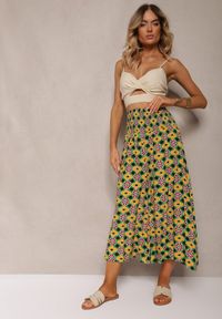 Renee - Żółto-Zielone Szerokie Spodnie Culottes z Bawełnianej Tkaniny w Mozaikowy Wzór Miratte. Stan: podwyższony. Kolor: żółty. Materiał: bawełna, tkanina. Wzór: aplikacja. Styl: elegancki