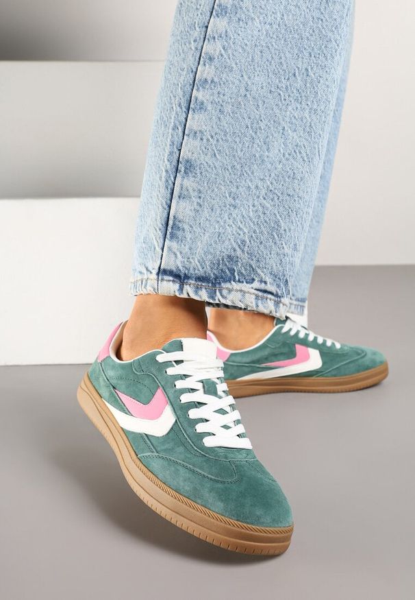 Born2be - Zielone Skórzane Sneakersy Tenisówki z Geometrycznym Wzorem Mirathe. Okazja: do pracy, na co dzień. Zapięcie: sznurówki. Kolor: zielony. Materiał: skóra. Wzór: geometria