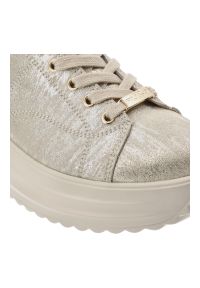 Sneakersy damskie Filippo, cholewka skóra naturalna licowa metaliczna sznurowane niska cholewka masywna podeszwa platforma casua, złote, DP6795/26. Okazja: na co dzień. Wysokość cholewki: przed kostkę. Zapięcie: sznurówki. Kolor: złoty. Materiał: skóra. Szerokość cholewki: normalna. Obcas: na platformie #3