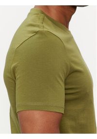Guess T-Shirt Aidy M2YI72 I3Z14 Zielony Slim Fit. Kolor: zielony. Materiał: bawełna #2