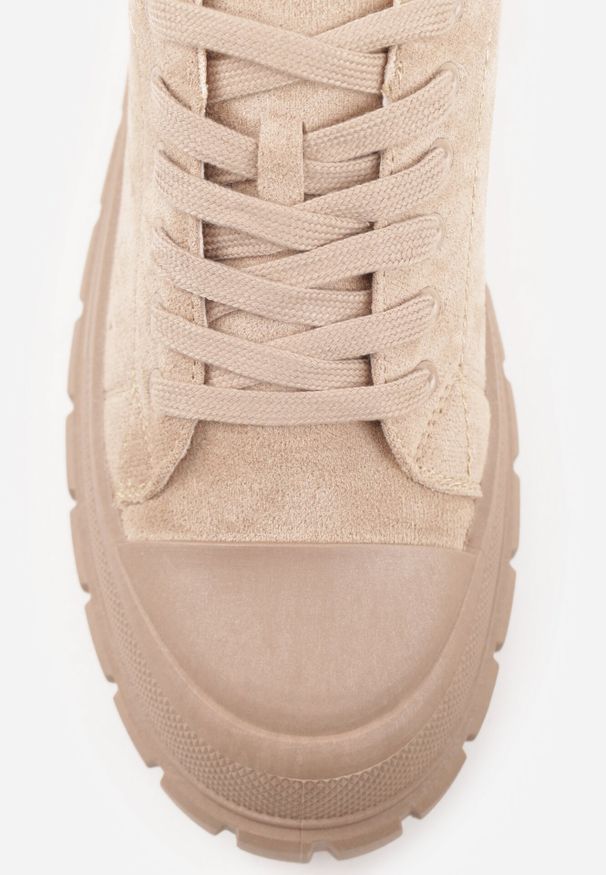 Born2be - Ciemnobeżowe Sneakersy Vices na Grubej Tłoczonej Podeszwie z Perforacją Lealita. Okazja: na co dzień. Kolor: beżowy. Materiał: jeans. Szerokość cholewki: normalna